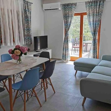 Deluxe Apartman “ Koromacna” Kneza Exteriör bild